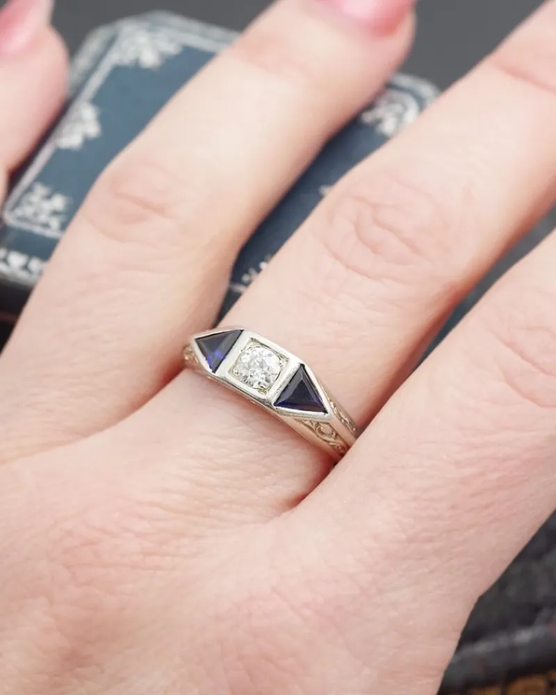 Pamono Early 20th Century Edwardian Ring with Synthetic Sapphire & 0.30 Ct Old-Cut Diamond, 1890s> Rings