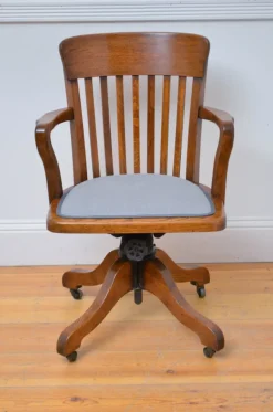 Pamono Early 20th Century Oak Swivelling Desk Chair, 1900> Office Chairs