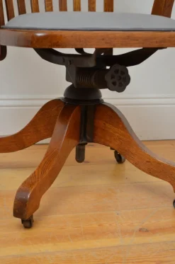 Pamono Early 20th Century Oak Swivelling Desk Chair, 1900><noscript><img width=