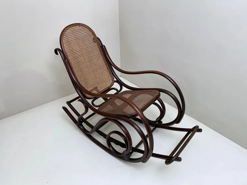 Pamono Early 20th Century Rocking Chair from Thonet> Rocking Chairs