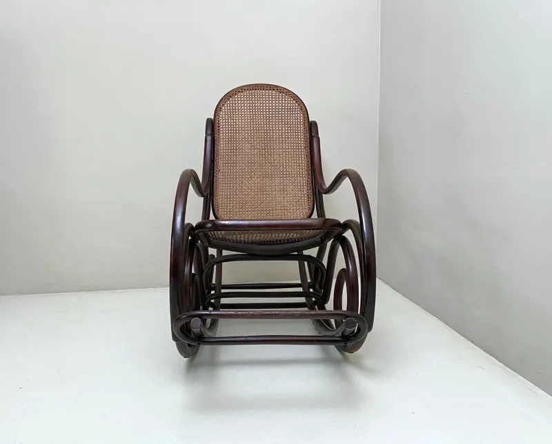 Pamono Early 20th Century Rocking Chair from Thonet> Rocking Chairs