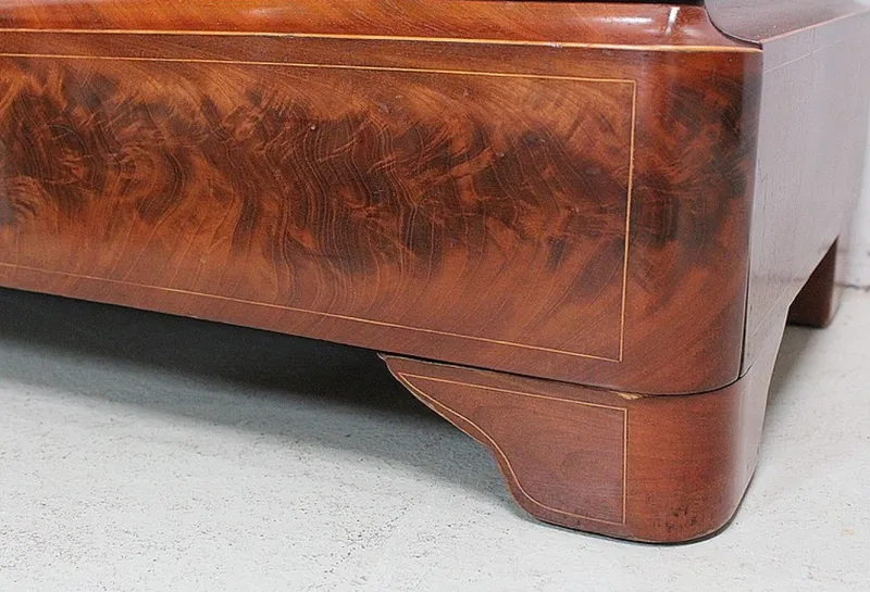 Sale Pamono Early 19th Century Secretaire in Mahogany & Veneer