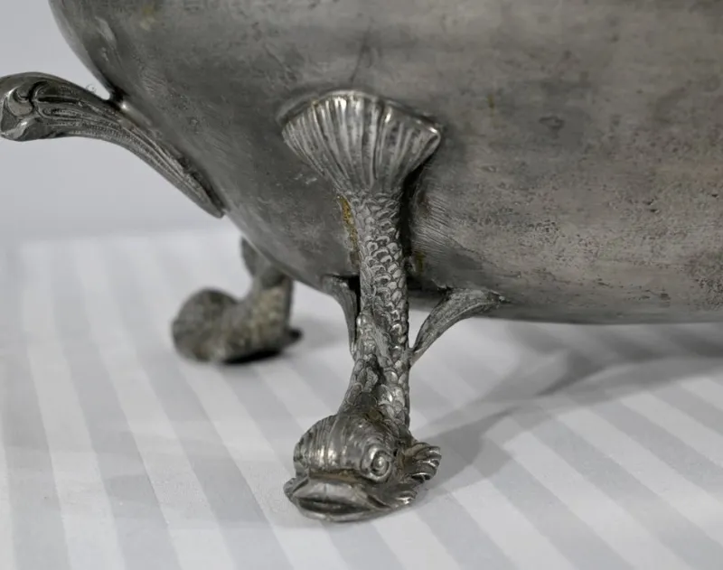 Pamono Early 20th Century Tureen and Tray in Fine Pewter by L. Houzeaux, 1930s, Set of 2> Serving Dishes
