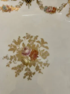 Pamono Edwardian Hand Painted Wedgwood Shaped Plates, 1900s, Set of 2><noscript><img width=