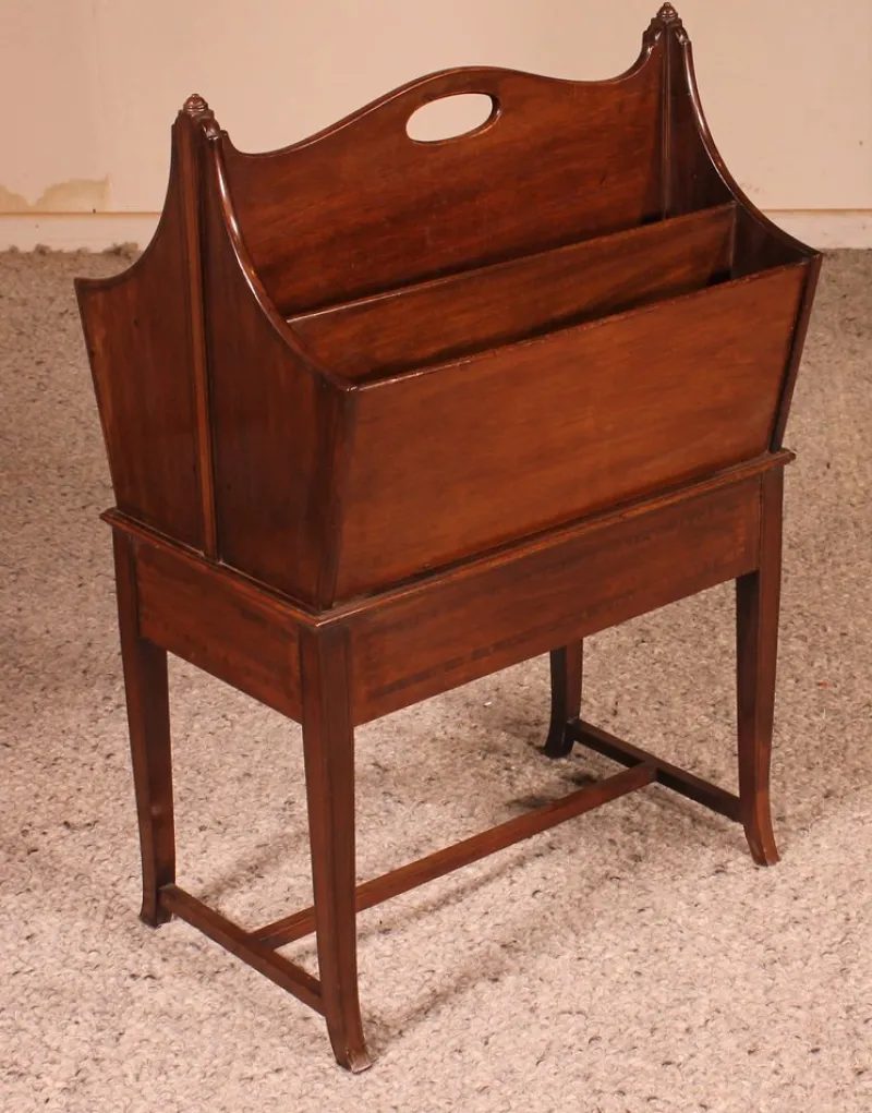 Pamono Edwardian Newspaper Rack in Mahogany> Magazine Racks