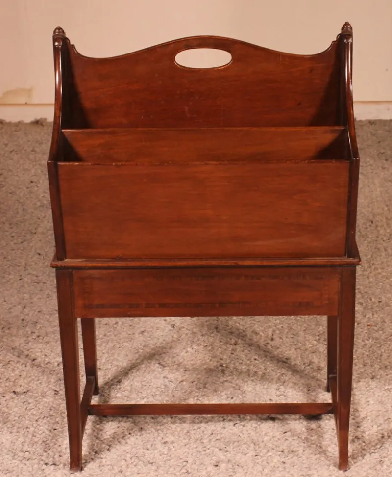 Pamono Edwardian Newspaper Rack in Mahogany> Magazine Racks