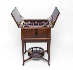 Pamono Edwardian Oak Metamorphic Rise and Fall Cocktail Drinks Cabinet, 1890s><noscript><img width=