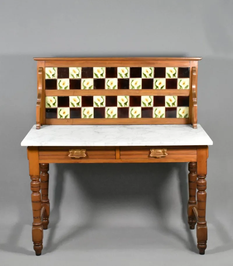 Pamono Edwardian Tile Back Marble Top Washstand in Birch, 1890s> Dressing Tables
