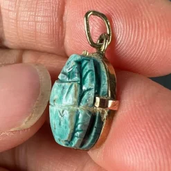 Discount Pamono Egyptian Faience Ceramic Scarab 18k Yellow Gold Charm Pendant, 1920s