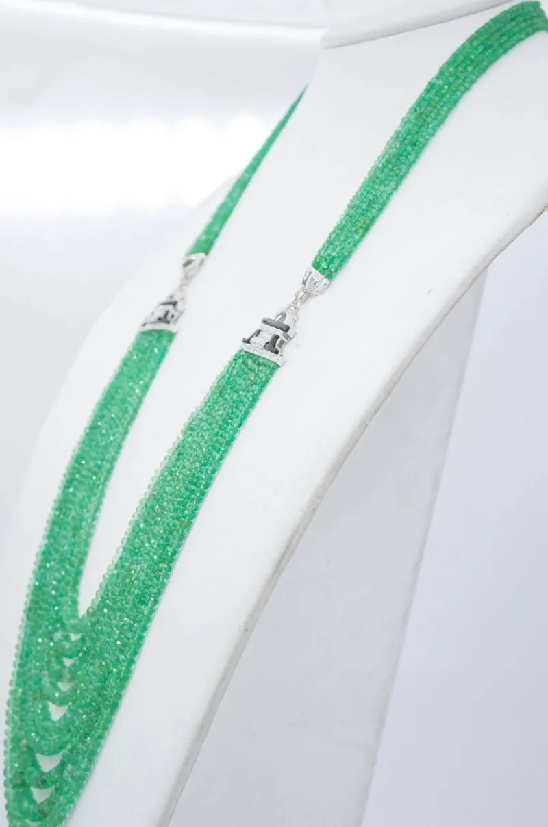Pamono Emeralds, Onyx, Diamonds and White Gold Necklace> Necklaces