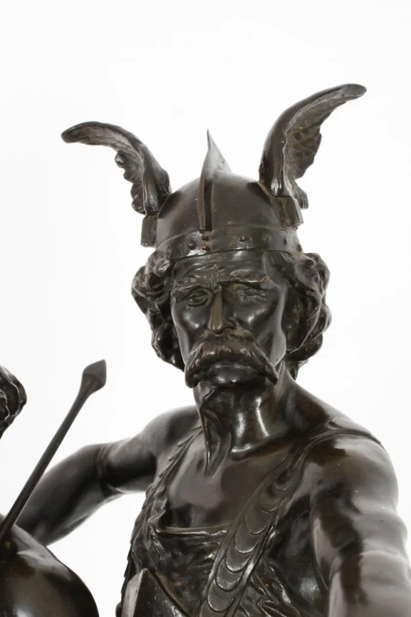 Pamono Emile Laporte, Vercingetorix with His Son, 19th Century, Bronze