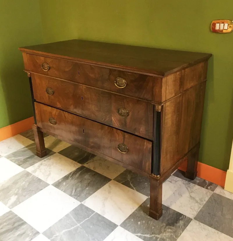 Pamono Empire Chest of Drawers in Walnut with Bronze Details, 18th Century> Dressers, Commodes & Chests