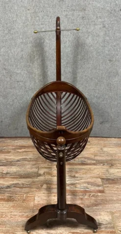 Pamono Empire Cradle with Swans Neck in Mahogany, 1810><noscript><img width=