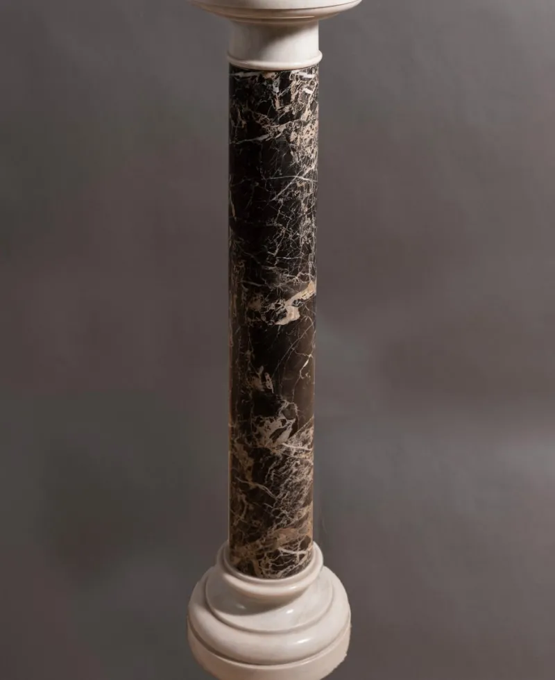 Outlet Pamono Empire Italian Black and White Marble Column