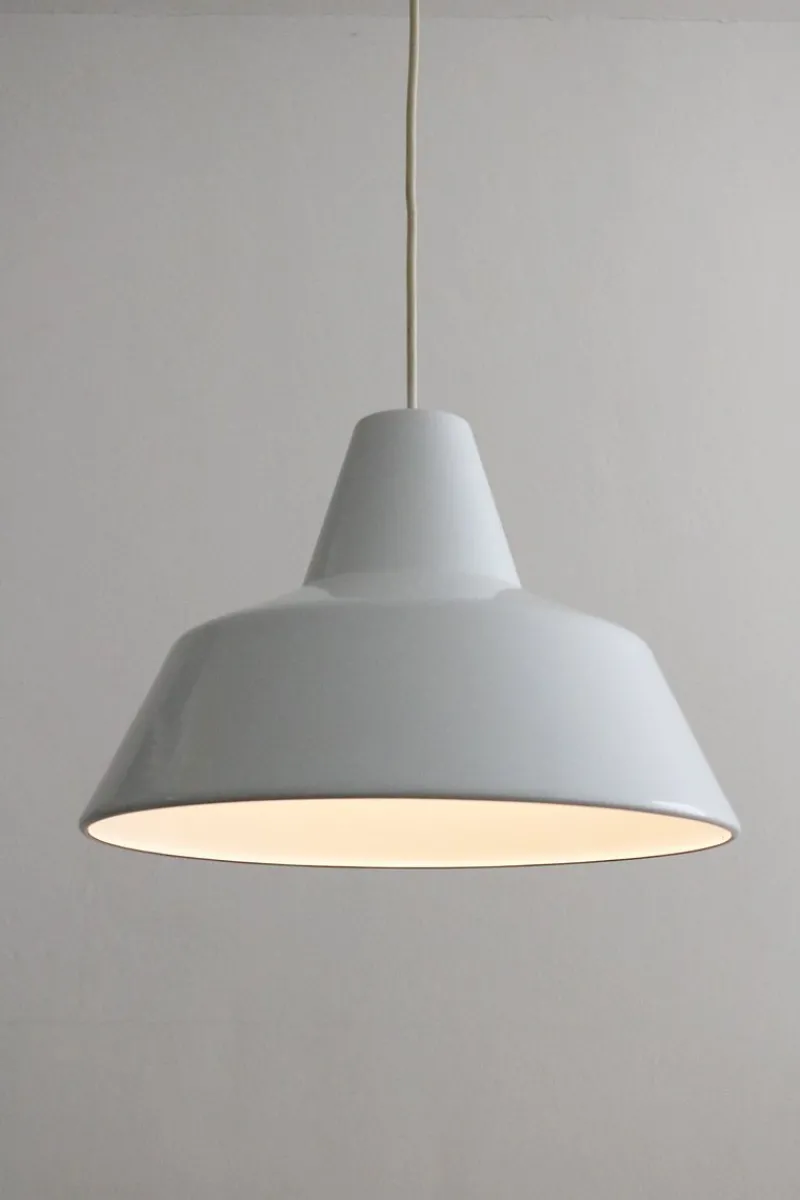 Pamono Enamel Workshop Pendant Lamp in White from Louis Poulsen, 1970s> Ceiling Lights