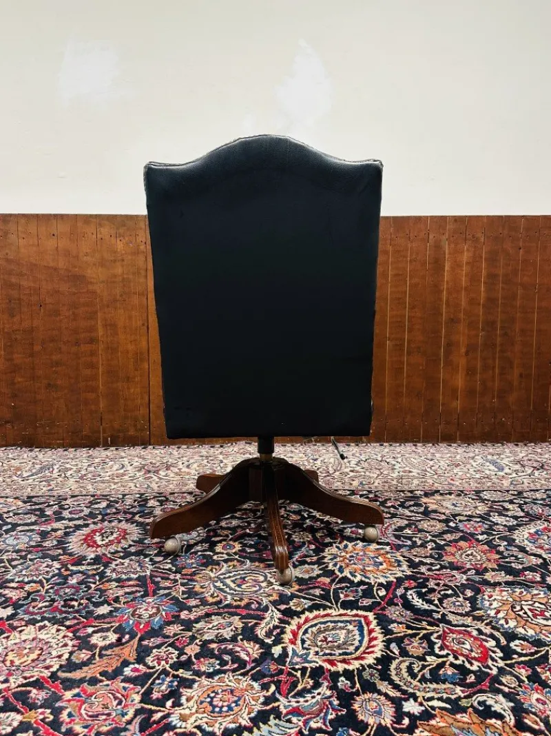Online Pamono English Black President Chair