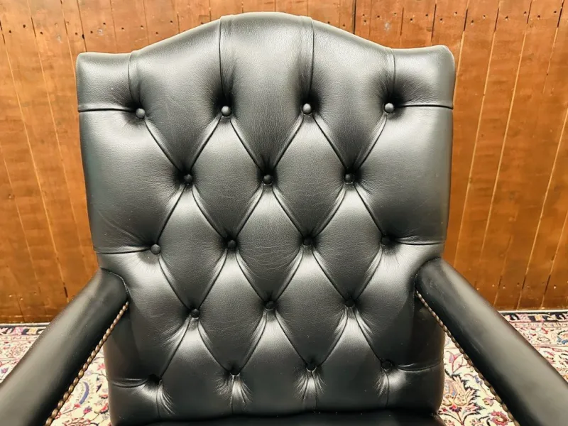 Online Pamono English Black President Chair