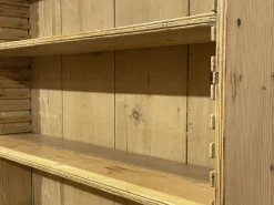 Pamono English Bookcase in Fir