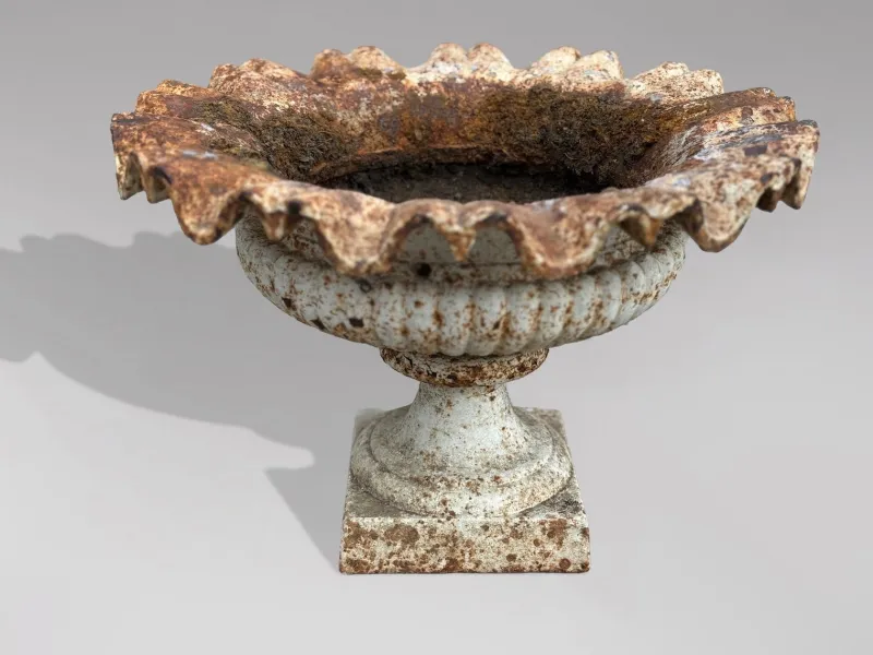 Best Pamono English Cast Iron Tazza Urns or Planters, 1860s, Set of 2