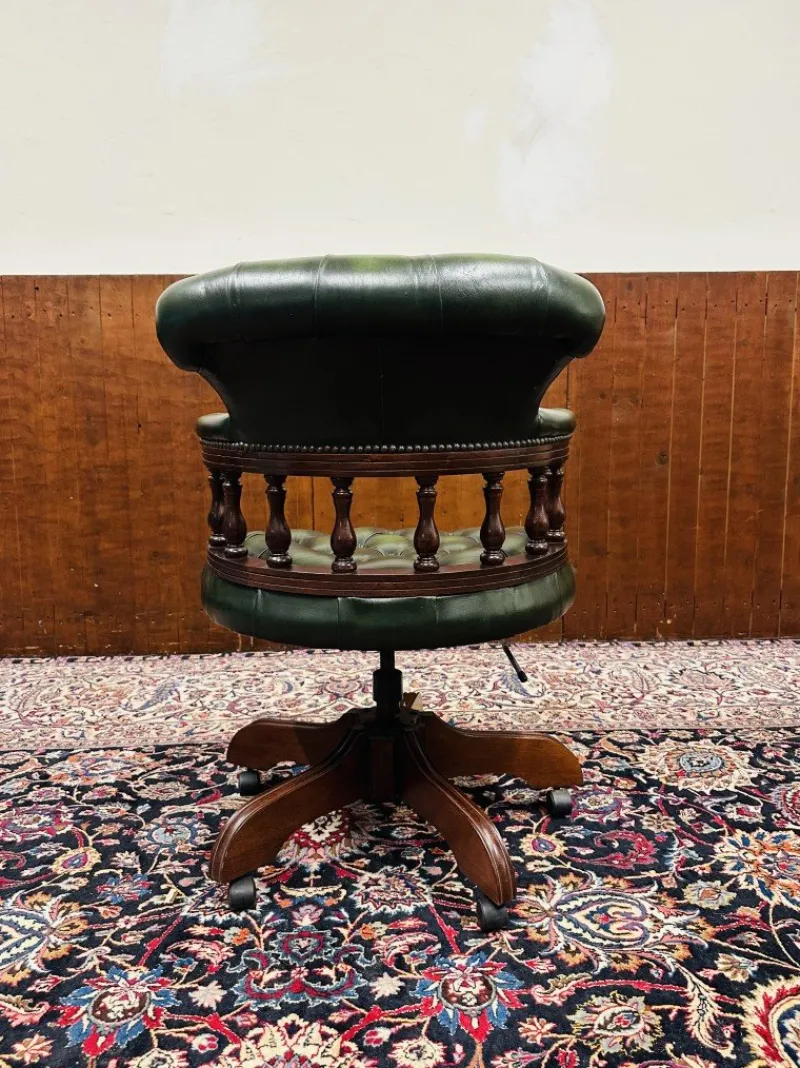 Clearance Pamono English Chesterfield Captain Chair in Green