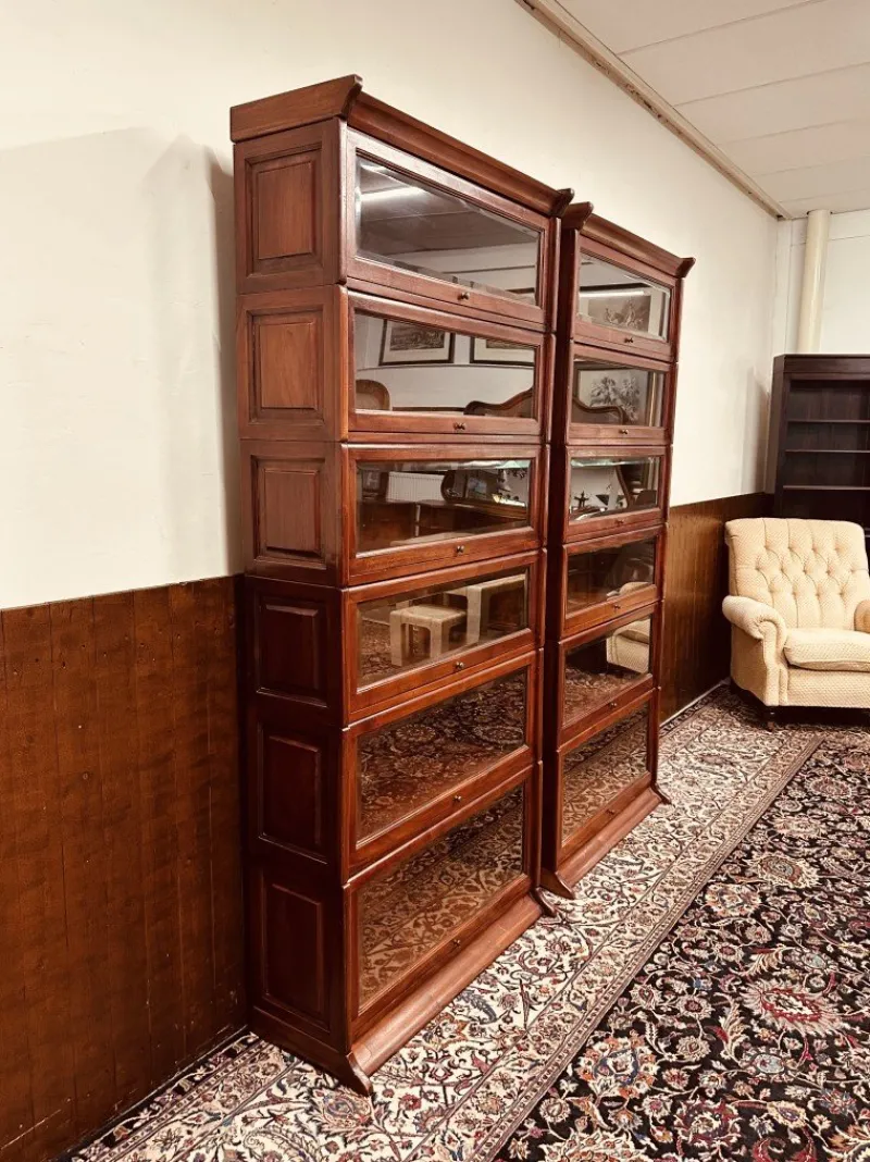 Discount Pamono English Classic Bookcase from Globe-Wernicke