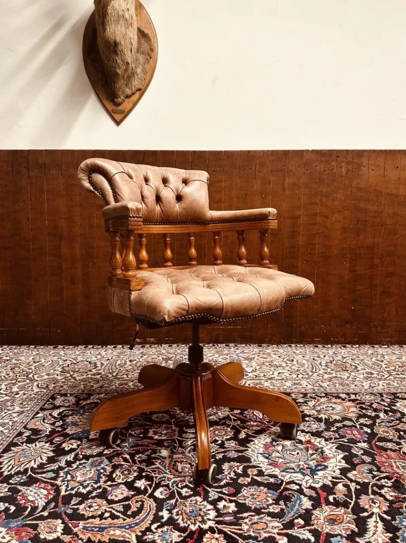 Hot Pamono English Classic Chair in Leather