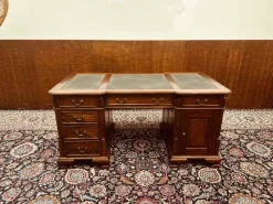 Best Pamono English Classic Desk with Green Inlay