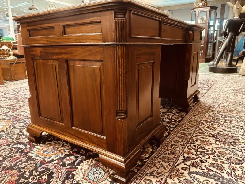 Best Pamono English Classic Desk with Green Inlay
