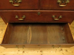 Pamono English Cottage Oak Chest of Drawers, 1700s><noscript><img width=