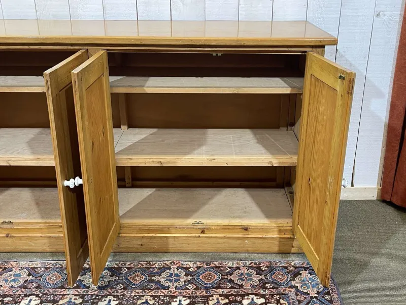 Pamono English 4-Door Fir Sideboard, 1950s> Sideboards & Buffets