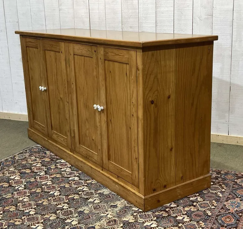 Pamono English 4-Door Fir Sideboard, 1950s> Sideboards & Buffets