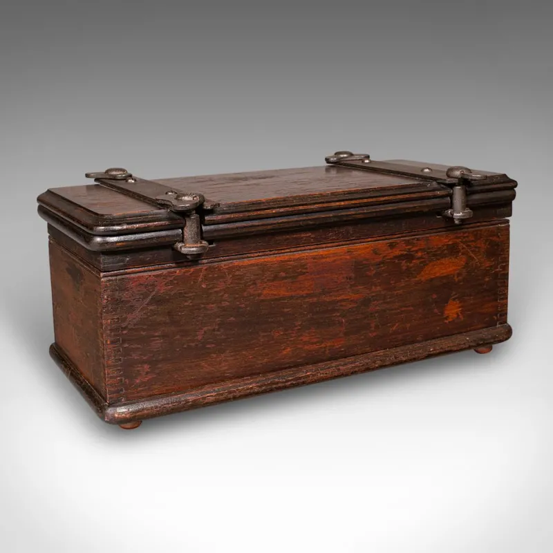 Pamono English Edwardian Beech and Cast Iron Flower Press Box, 1910s> Trunks Crates & Baskets
