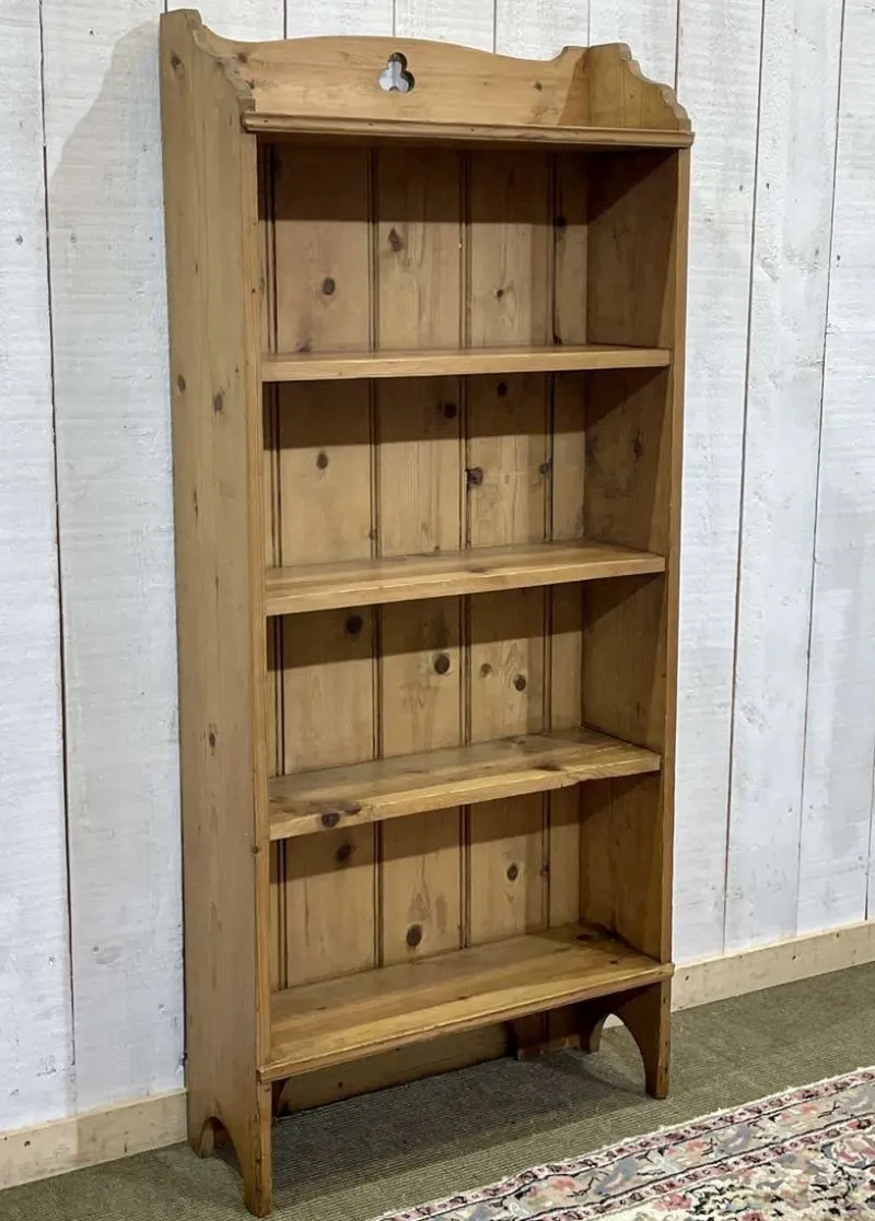 Pamono English Fir Bookcase, 1900s> Shelves & Wall Units
