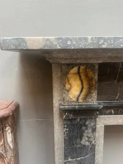 Best Pamono English George III Style Specimen Marble Fireplace Mantel