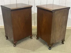 Pamono English Mahogany Bedside Tables, Early 20th Century, Set of 2><noscript><img width=