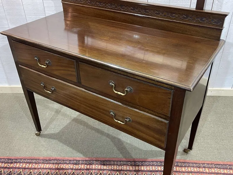 Sale Pamono English Mahogany Dressing Table, Early 20th Century