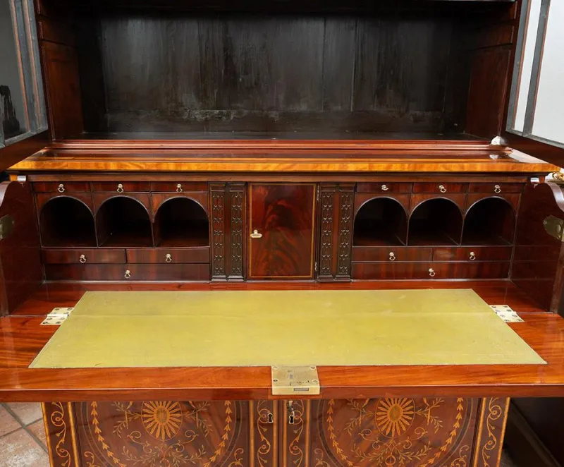 Pamono English Sideboard Bookcase in Mahogany Feather with Maple Inlay Grafts, 19th Century