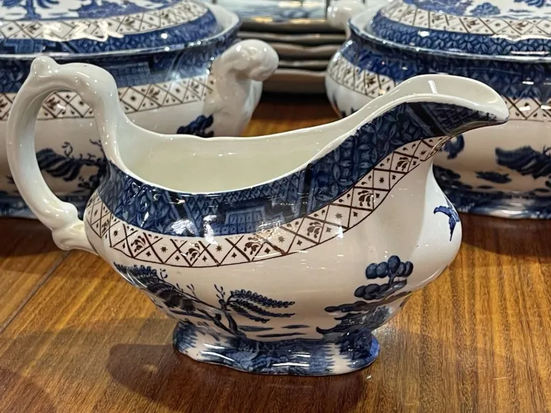 Pamono English Willow Porcelain Dinner Service, Set of 27> Dinnerware Accessories