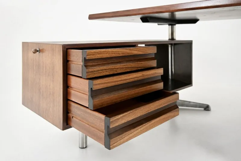 Pamono Executive Desk by Osvaldo Borsani for Tecno, 1960s> Desks