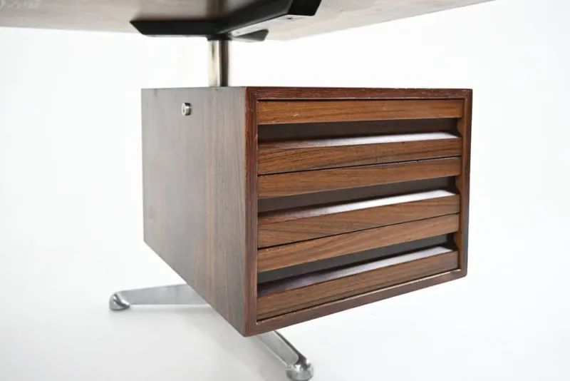 Pamono Executive Desk by Osvaldo Borsani for Tecno, 1960s> Desks