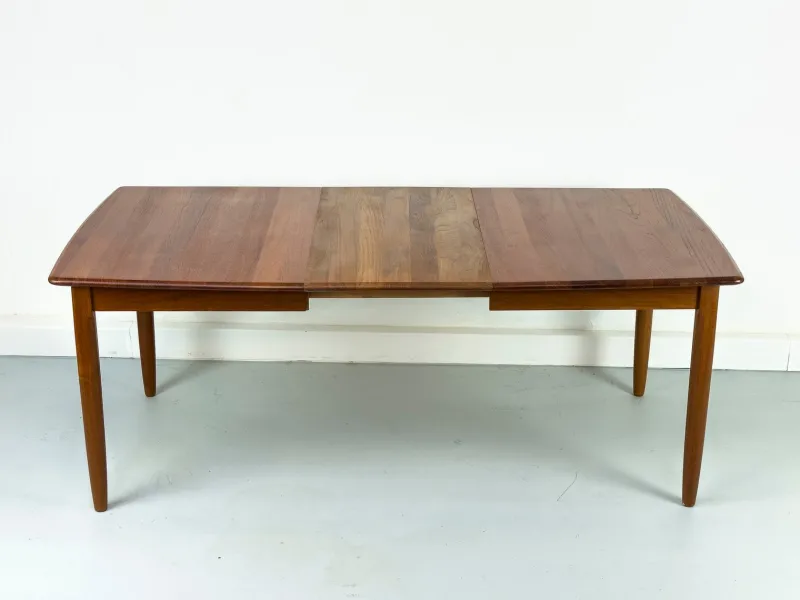 Pamono Extendable Teak Boat Shaped Dining Table, 1970s> Dining Tables & Sets