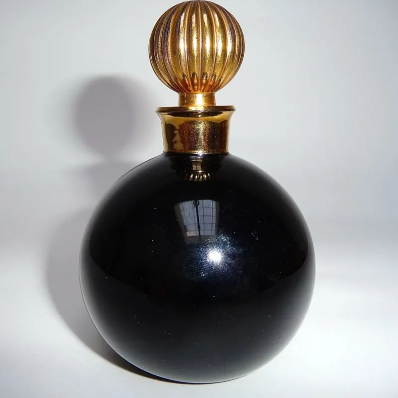 Sale Pamono Factice Perfume Guerlain Lanvin Store Display Bottles, 1980s, Set of 3