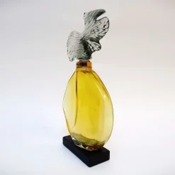 Sale Pamono Factice Perfume Guerlain Lanvin Store Display Bottles, 1980s, Set of 3
