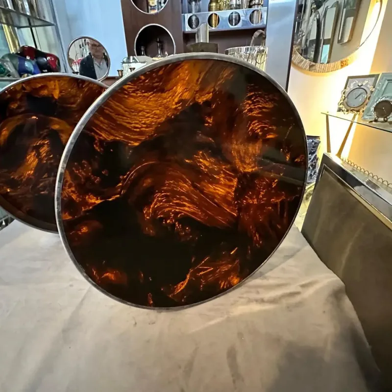 Pamono Faux Tortoiseshell Acrylic Glass and Silver-Plated Metal Barware Trays from Christian Dior, 1970s, Set of 2> Trays