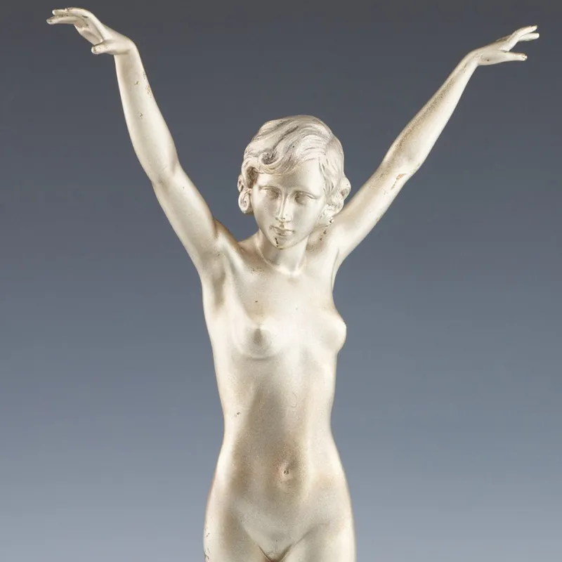 New Pamono Ferdinand Preiss, Art Deco Striding Lady, 1920s, Bronze with Marble Base