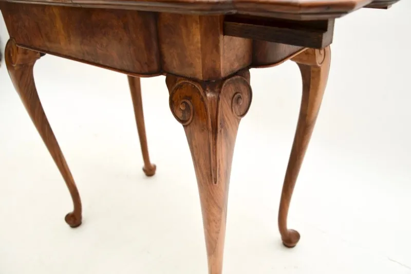 Pamono Figured Walnut Occasional Side Table, 1920s> Coffee & Side Tables