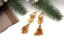 Pamono Filigree Gold Earrings with Articulated and Tilting Pendants, Set of 2><noscript><img width=