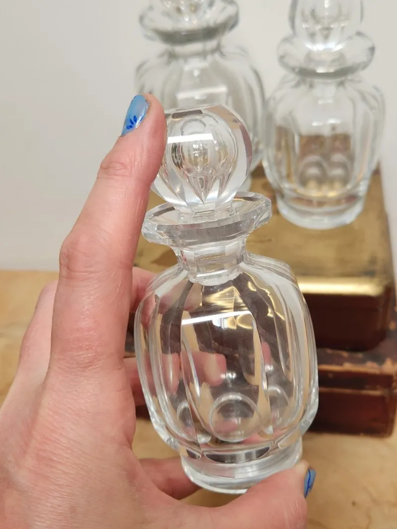 Pamono Flat Cut Clear Crystal Malmaison Perfume Bottles with Stoppers from Baccarat, 1940s, Set of 3> Bottles, Carafes & Jugs