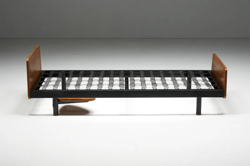 Sale Pamono Flavigny Daybed by Jean Prouvé, France, 1950s