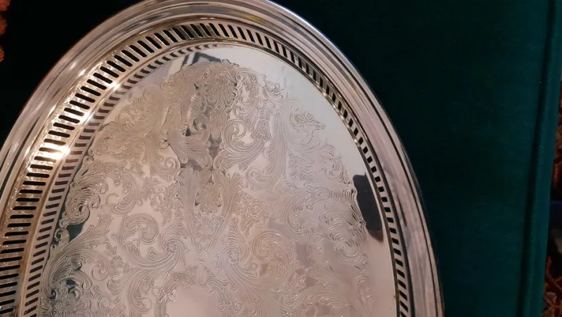 Pamono Fleuron Tray from Christofle> Trays